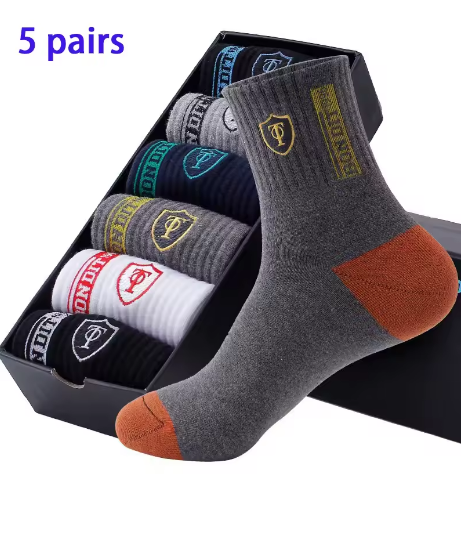🧦 Set 5 Paia di Calzini Sportivi Traspiranti 🧦