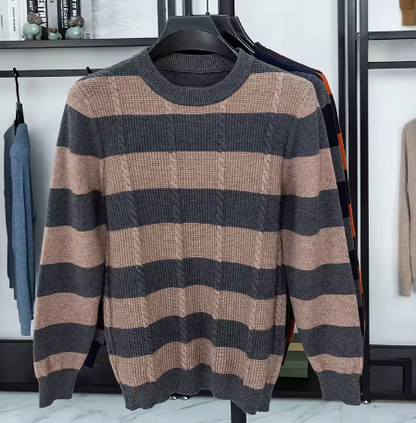 🧶 Maglione a Righe Uomo – Stile e Comfort 🧶