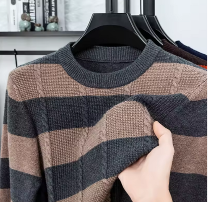 🧶 Maglione a Righe Uomo – Stile e Comfort 🧶