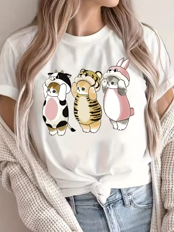 👕 T-shirt Donna Bianca con Gattini Carini 🐱 in Costume – Casual & Trendy