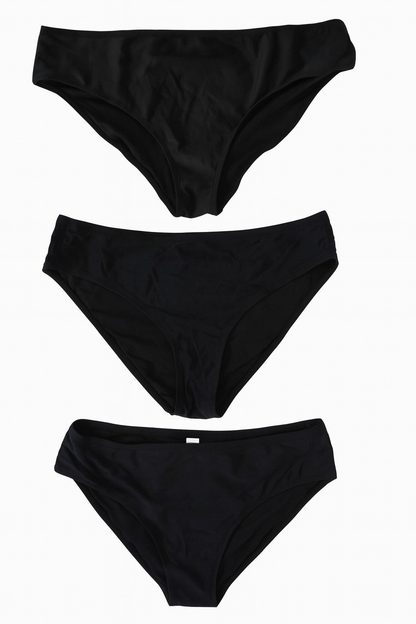 Eleganti e comodi capi di abbigliamento intimo e mare, perfetti per sentirsi sempre a proprio agio con stile.