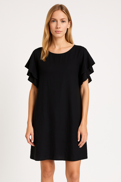 Abito nero con maniche a balze